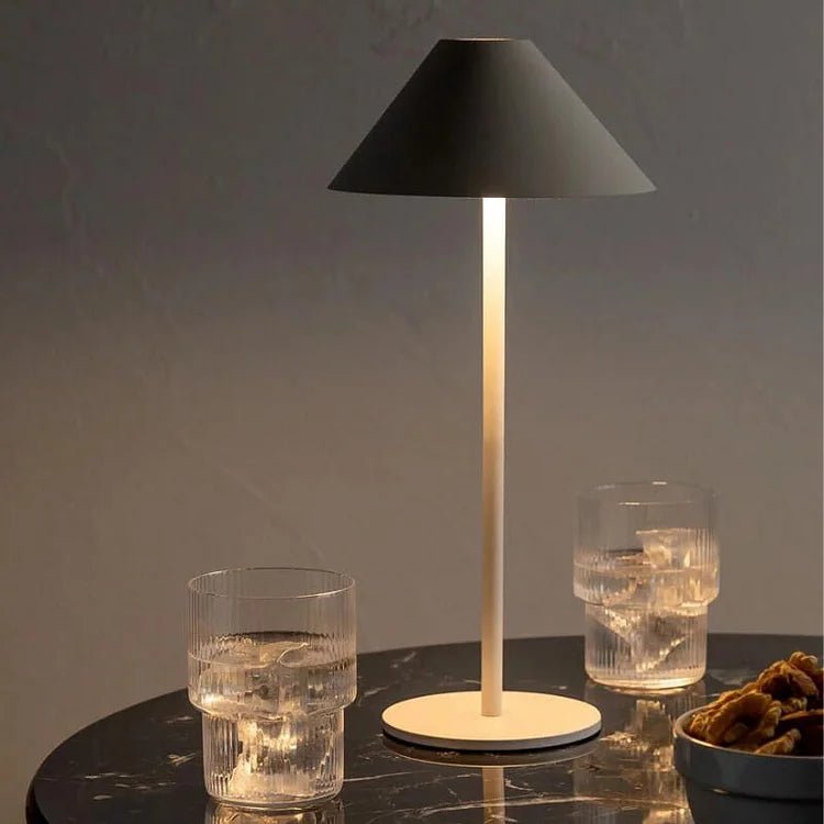 Avtoit | Wireless Table Lamp Black | Touch-Dimmable LED Table Light