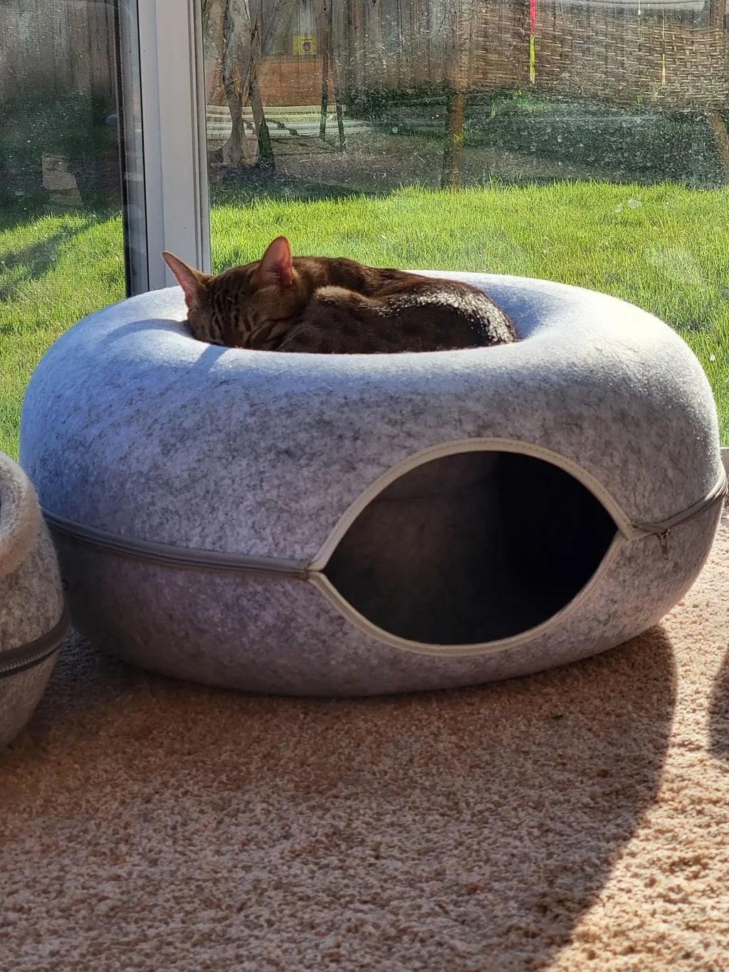 Avtoit | Cat tunnel bed made of wool felt – Play and retreat space