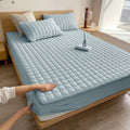 Avtoit | King Size Waterproof Mattress Protector, Soft and Breathable Mattress Cover for Ultimate Comfort