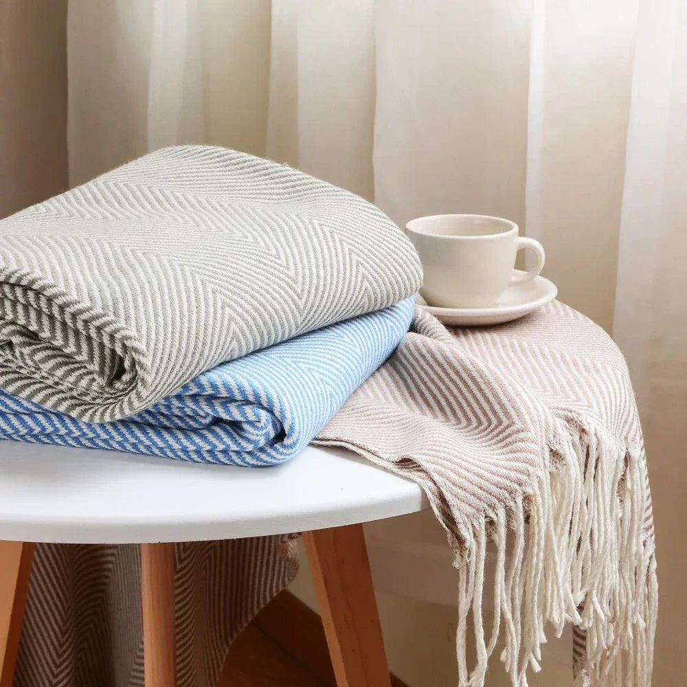 Avtoit | Cuddle Blanket | Soft, Cozy Blanket for Sofa and Bed