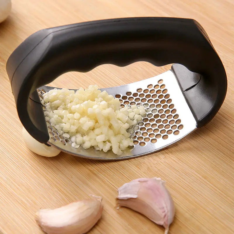 Avtoit | Durable garlic press made of stainless steel for effortless crushing