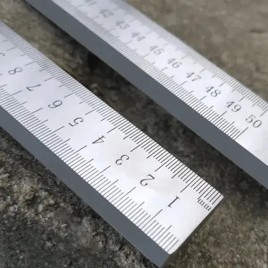 Avtoit | Ruler made of hardened steel – used as an emergency tool