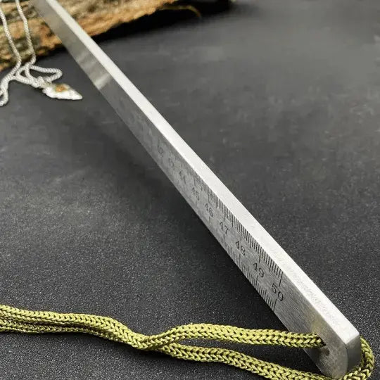 Avtoit | Ruler made of hardened steel – used as an emergency tool