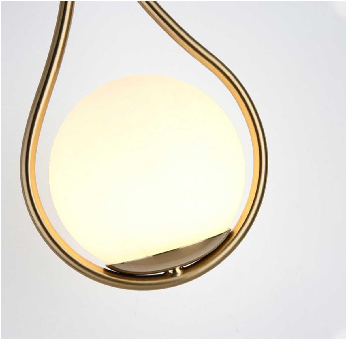 Avtoit | LumaNord Minimalist Nordic LED Wall Light – Modern Industrial Design in Black or Gold