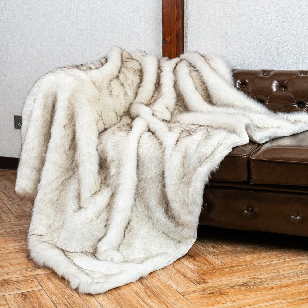 Avtoit | Luxurious Faux Fur Blanket | Cozy Blanket for Home
