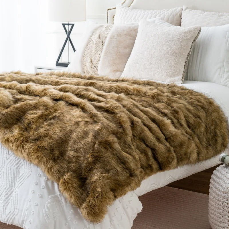 Avtoit | Luxurious Faux Fur Blanket | Cozy Blanket for Home