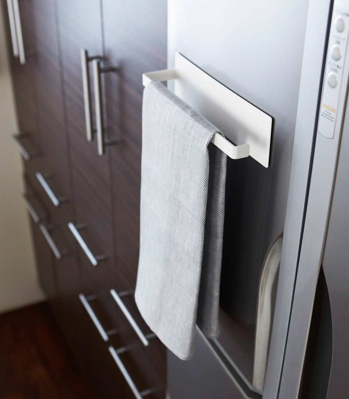 Avtoit | Magnetic Paper Towel Holder - Steel