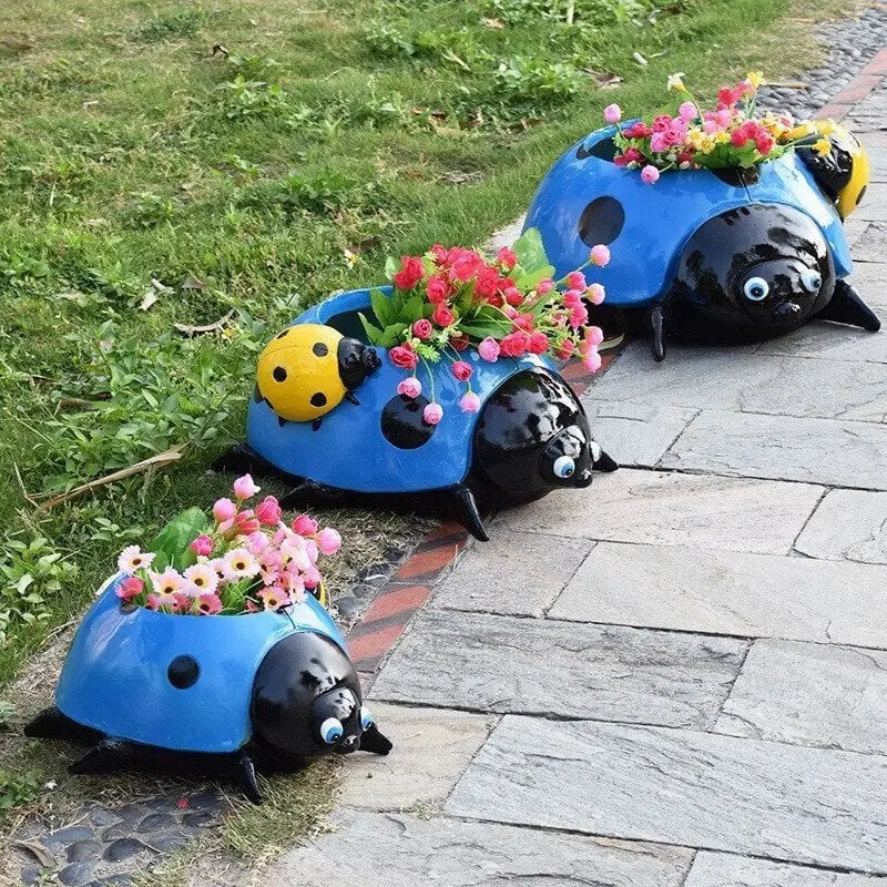 Avtoit | Ladybug Flower Pot – Weatherproof Garden Decor made of Resin