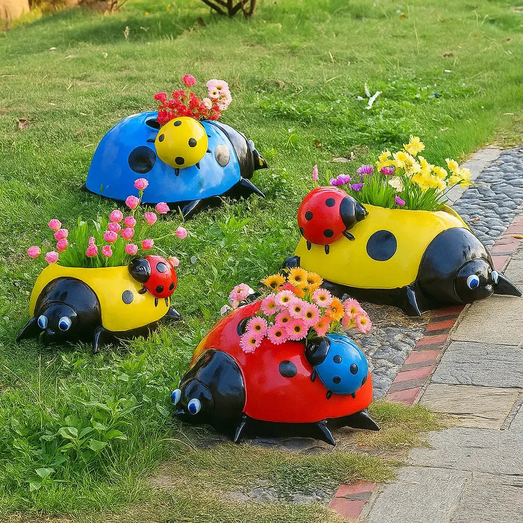 Avtoit | Ladybug Flower Pot – Weatherproof Garden Decor made of Resin
