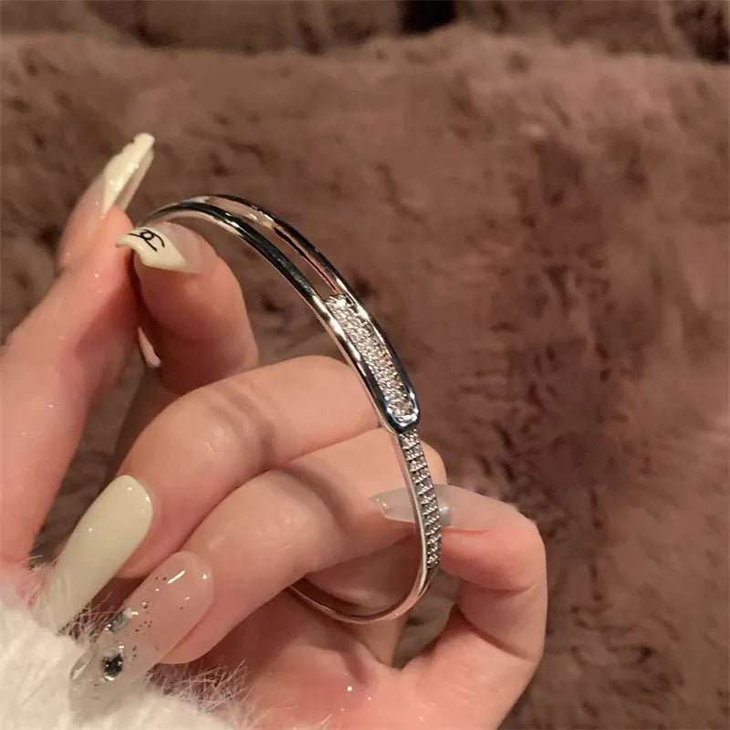 Avtoit | Open bracelet made of 925 sterling silver with zirconia