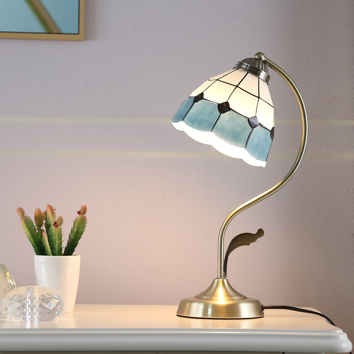 Avtoit | LuxePetal – White and Blue Glass Floral Table Lamp in Gold