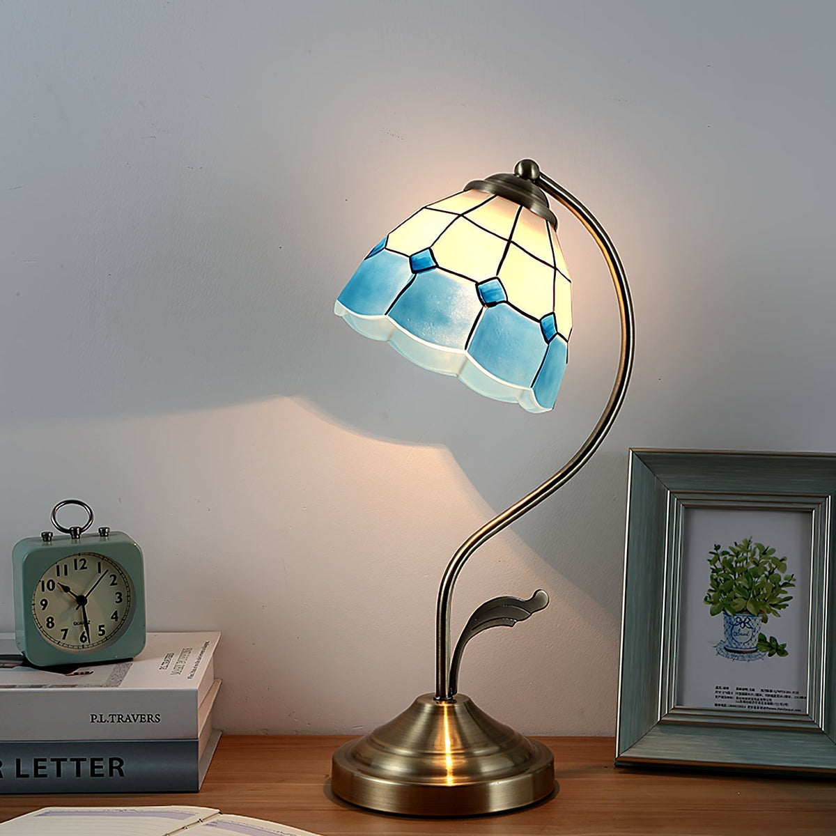 Avtoit | LuxePetal – White and Blue Glass Floral Table Lamp in Gold