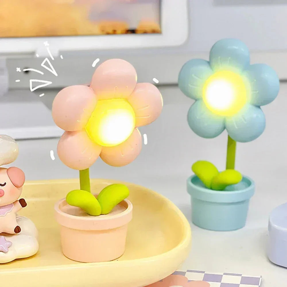 Avtoit | Cute Flower Night Light for Children – LED Table Lamp in Flower Design for the Children's Room