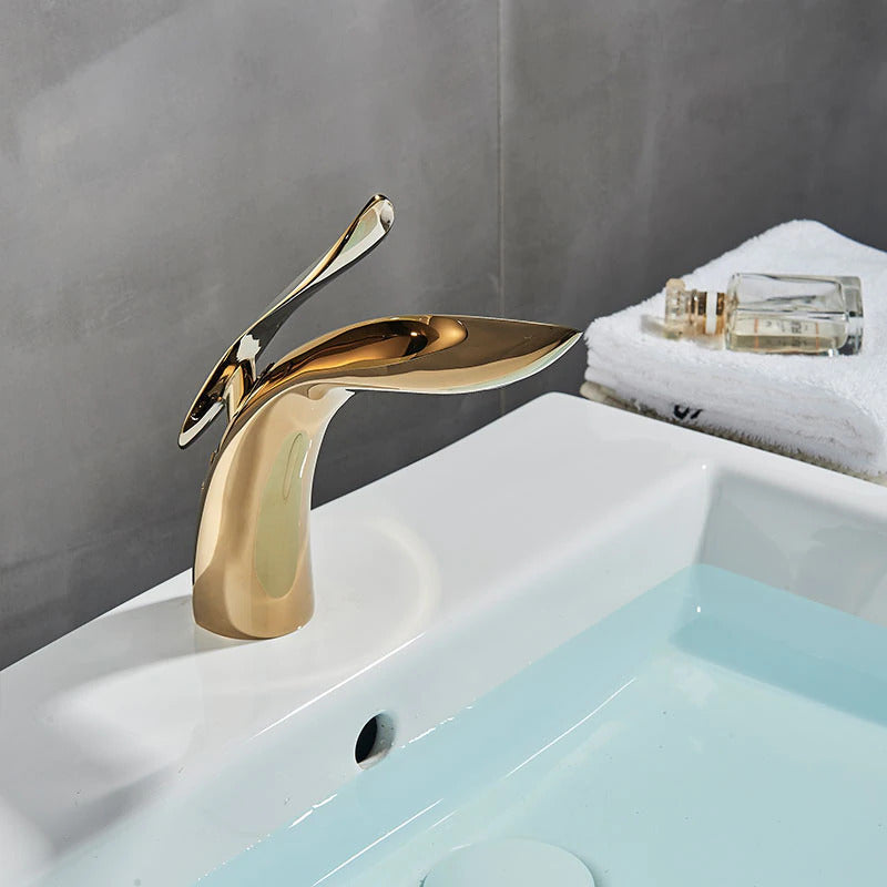 Avtoit | Luxurious modern bathroom faucet