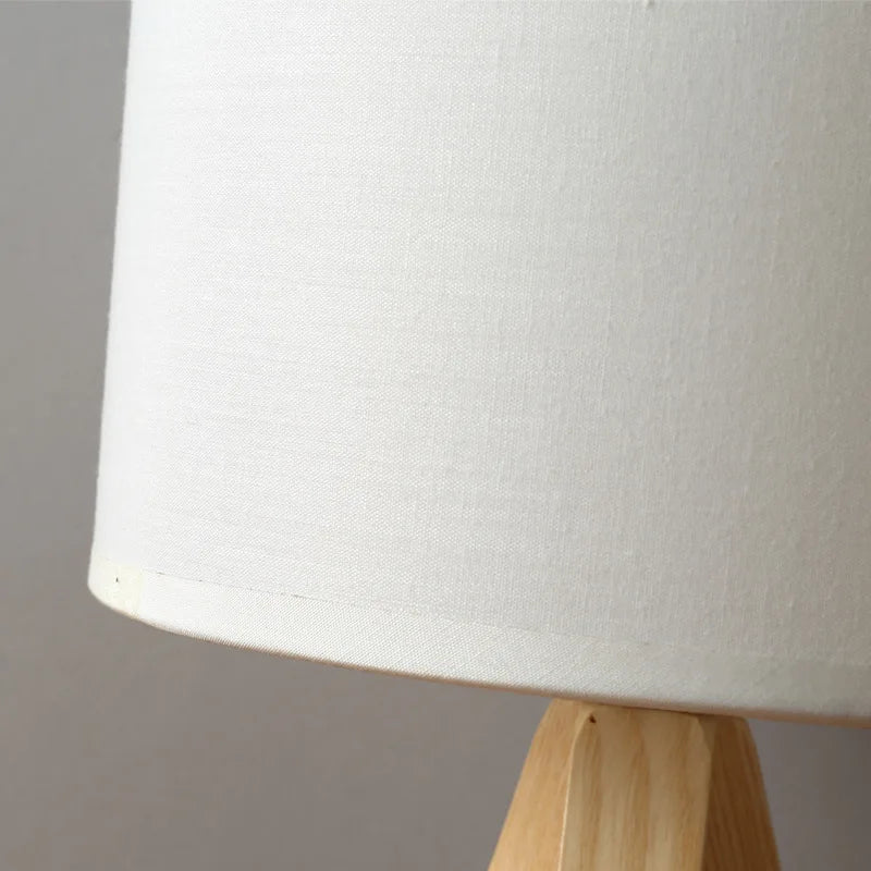 Avtoit | EcoLight – Wooden table lamp with modern design