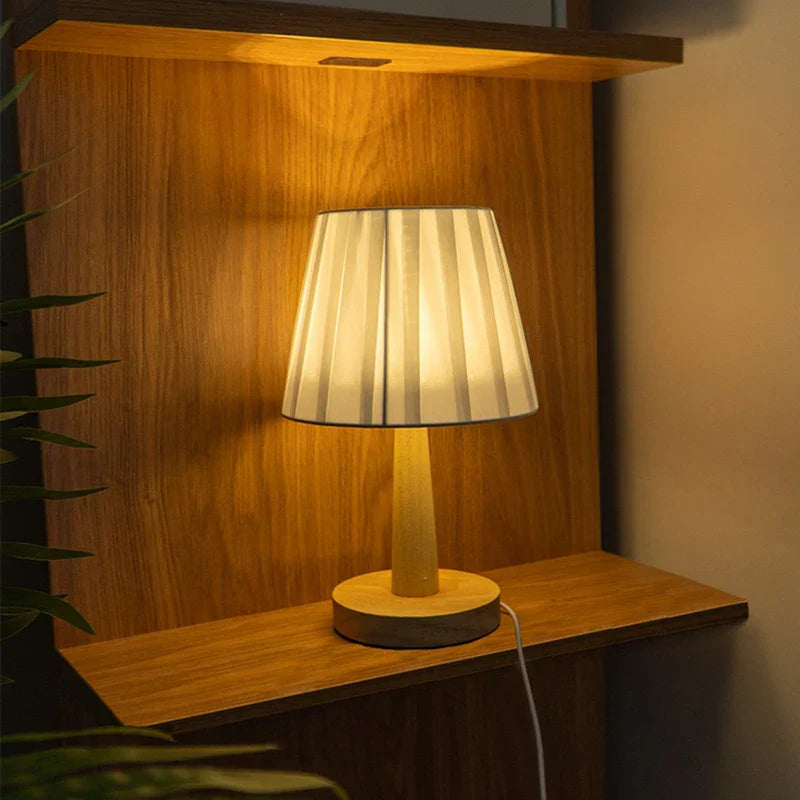 Avtoit | Pleated Nightstand Lamp