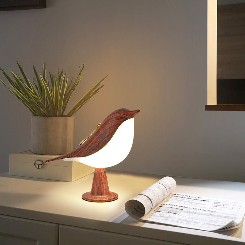 Avtoit | Elegant Bird Lamp with 3 Light Levels