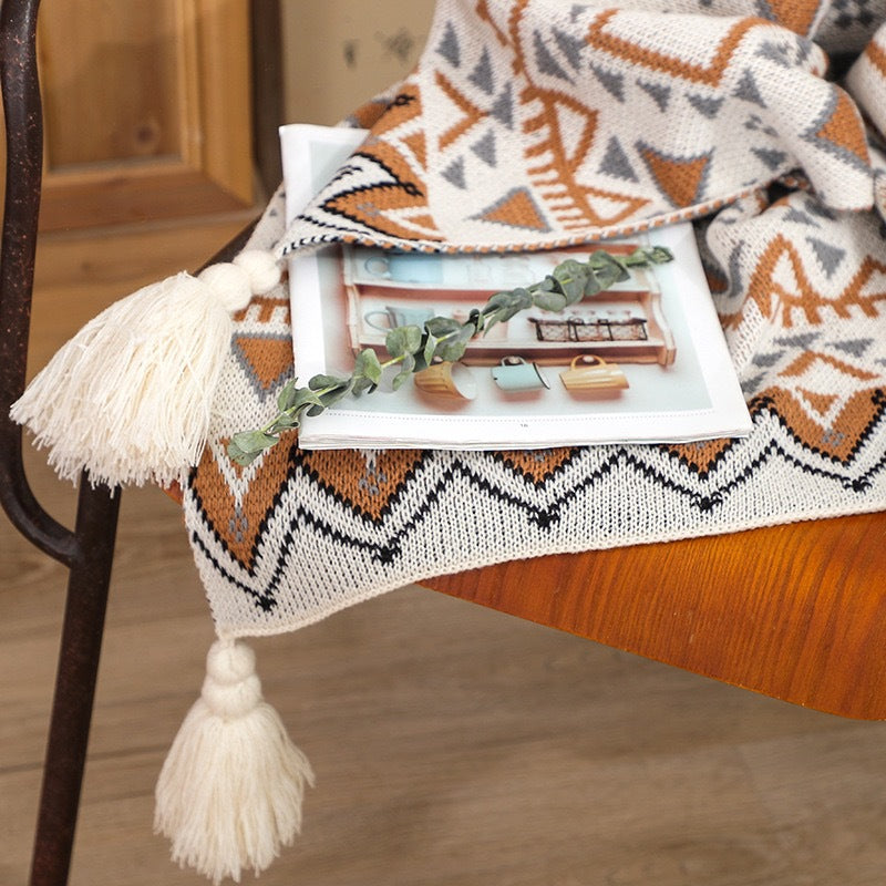 Avtoit | Boho Navajo Sunlight Bedspread