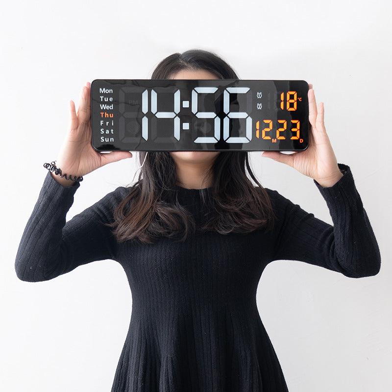 Avtoit | Nordic Digital Watch 16 Inch Display