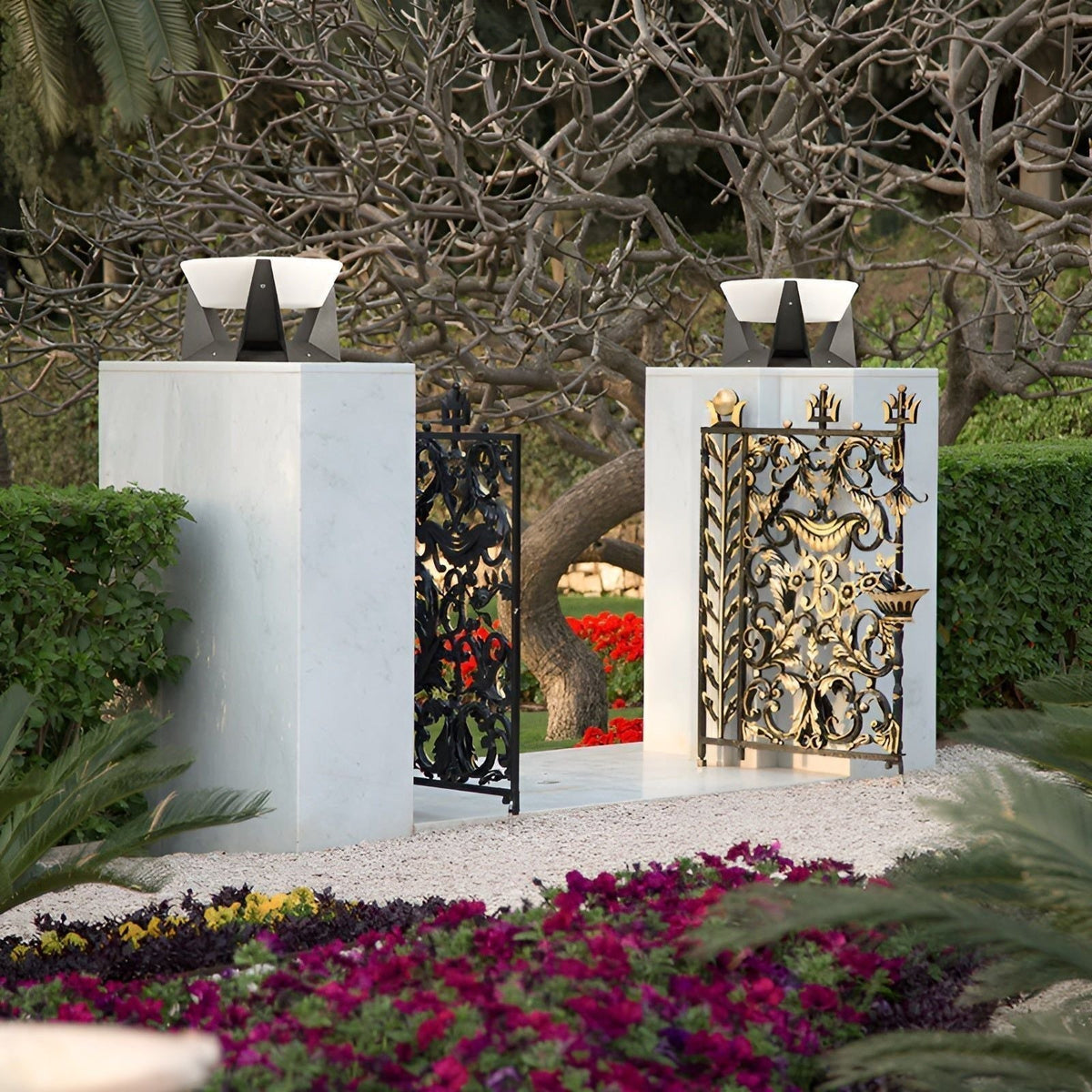Avtoit | Luxio Solar – Luxurious Solar-Powered Japanese Garden Lamp