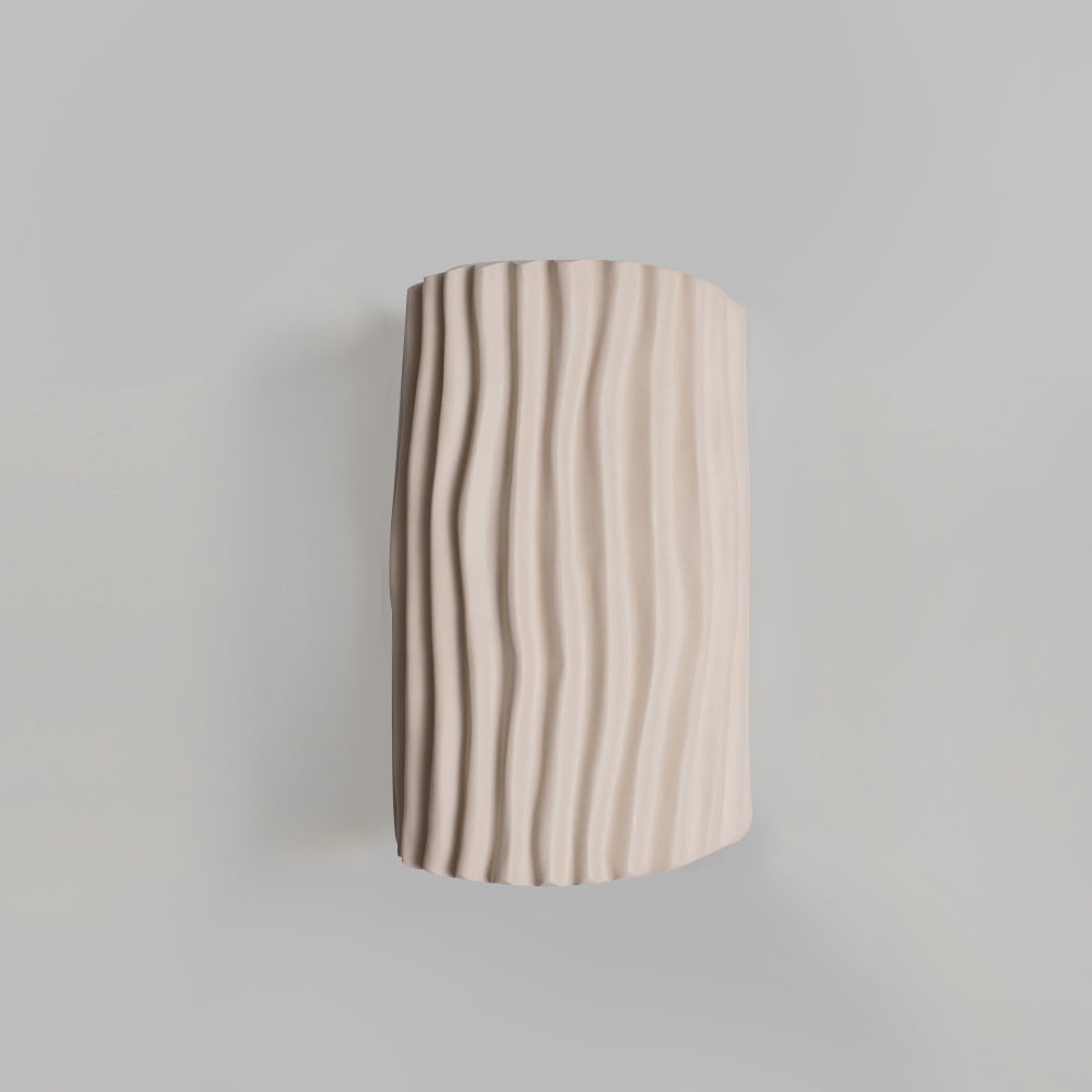 Avtoit | NordicLuxe – Resin Wall Light with Warm and Inviting Glow