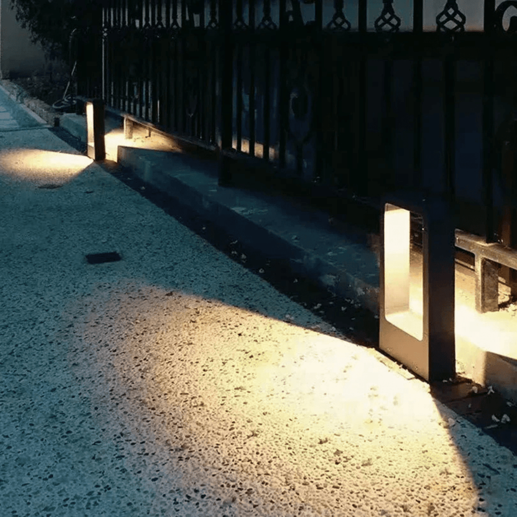 Avtoit | Harmonious Floor Lamp for Outdoor Areas