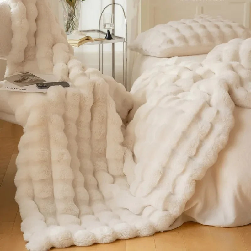 Avtoit | FurLuxe | Reversible Faux Fur Blanket