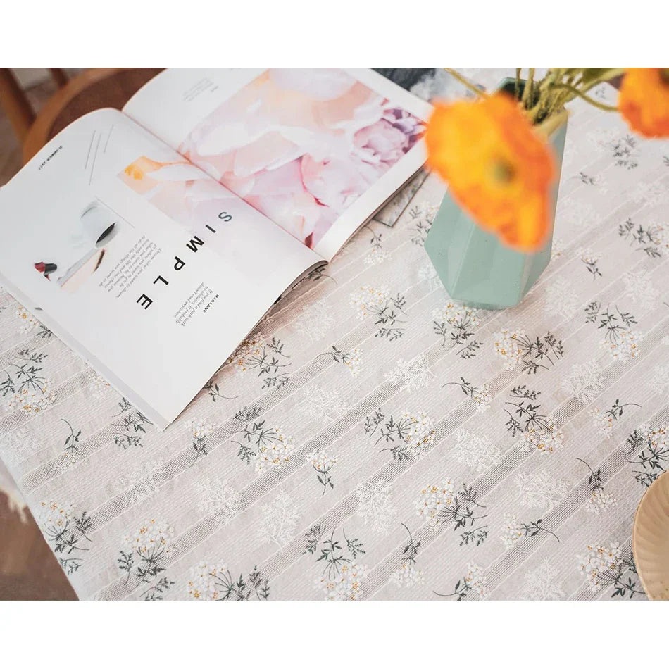 Avtoit | Floral tablecloth