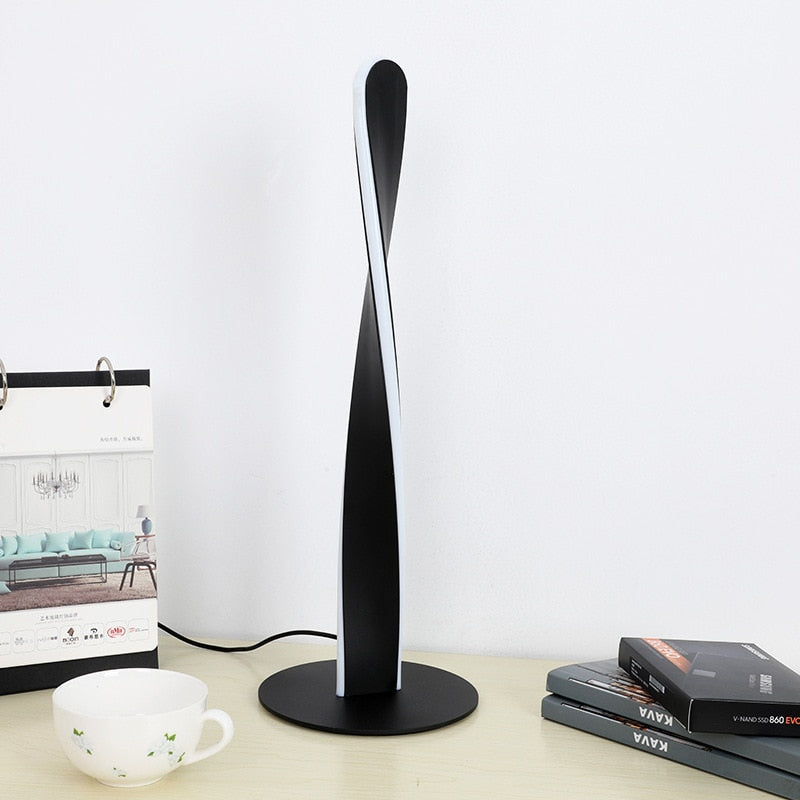 Avtoit | DimLume – Aluminum Desk Lamp with Flexible Dimming Function