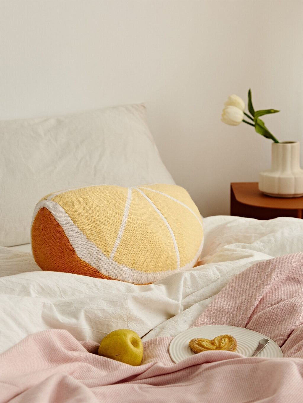 Avtoit | Fruit cushion
