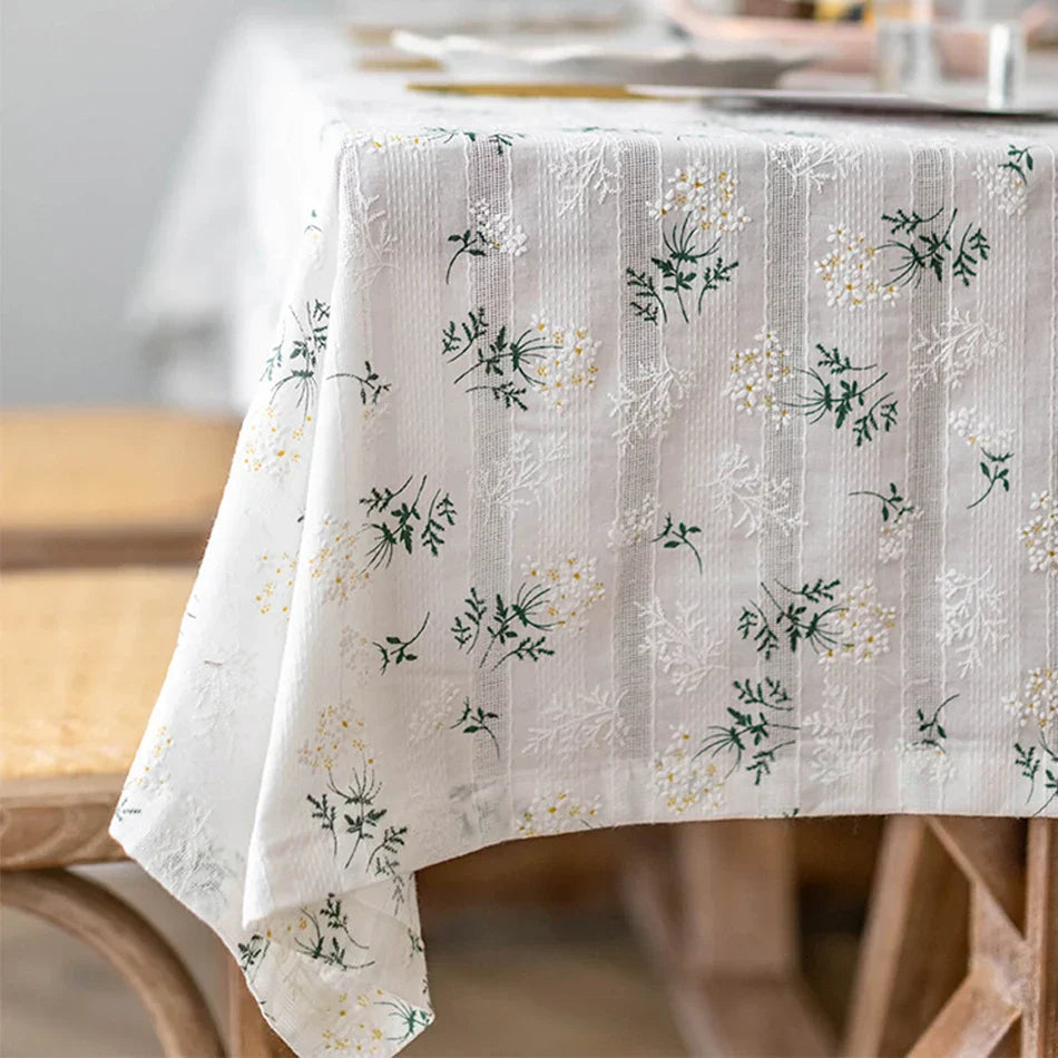Avtoit | Floral tablecloth