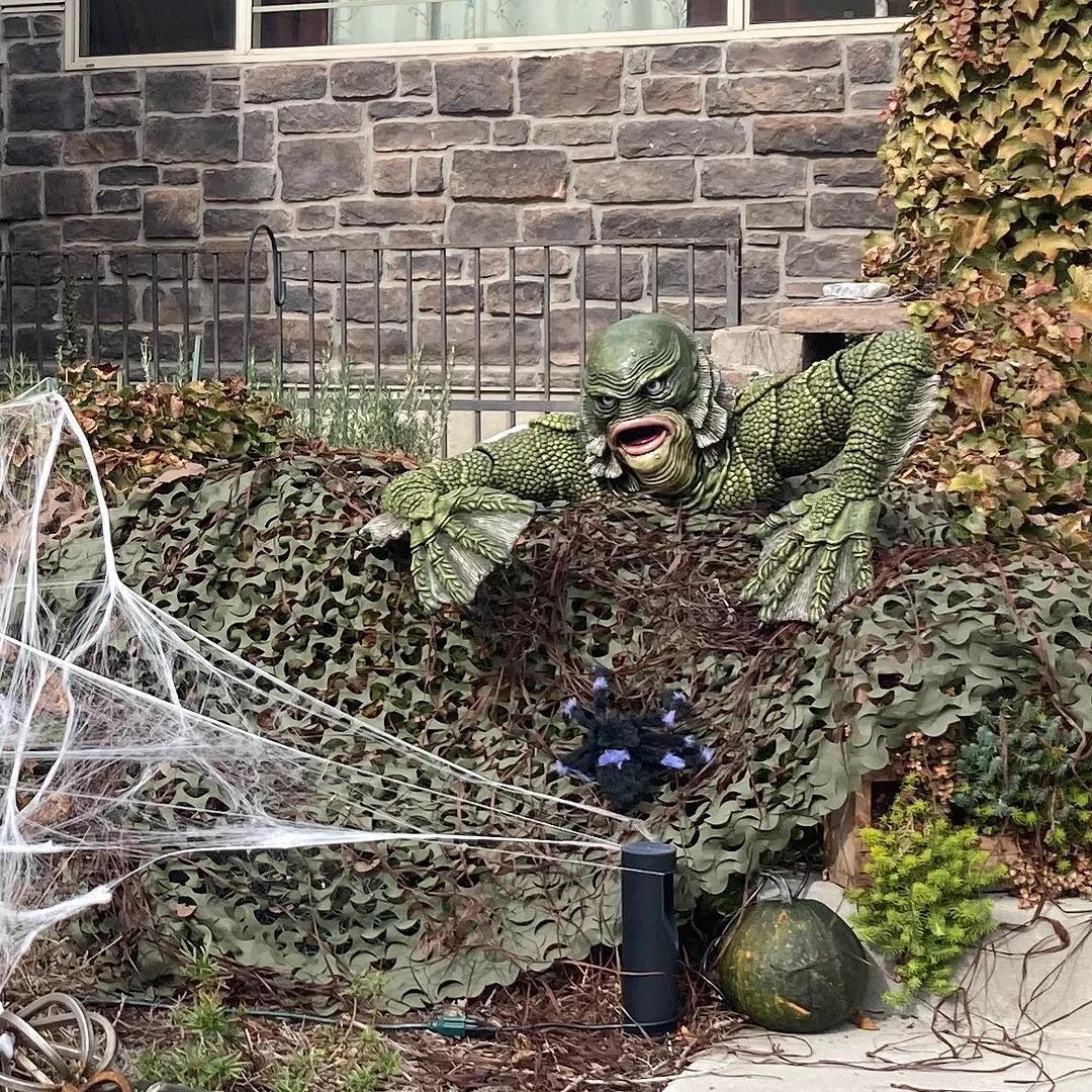 Avtoit | Kreatur The Black Lagoon Grab sculptures Figure Garden building Outdoor ornaments Monster Statue Man Halloween Decoration