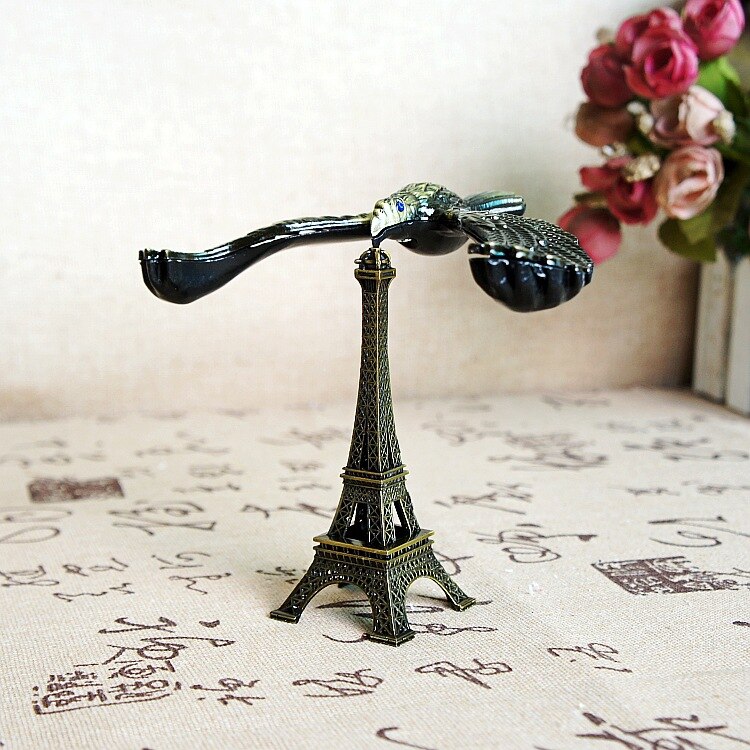 Avtoit | Retro Eagle Tower Balance Figurines