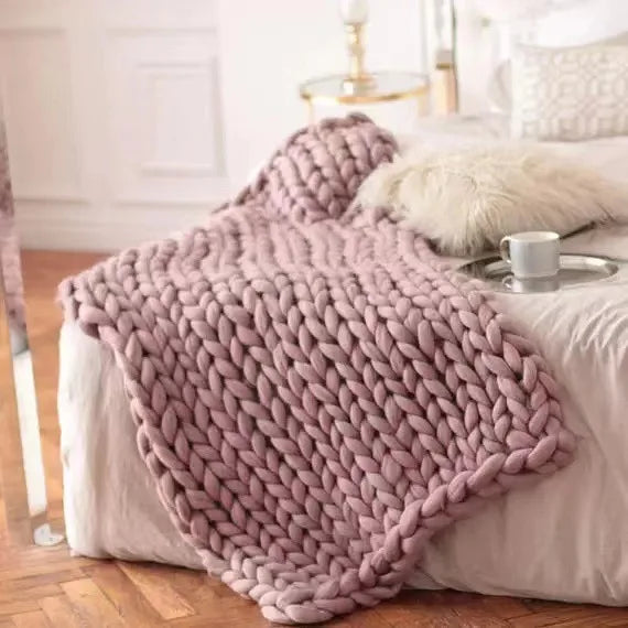 Avtoit | Chunky Knit Blanket – Cozy Wool Blanket for Every Room – Soft & Warm – Perfect for Sofa and Bed