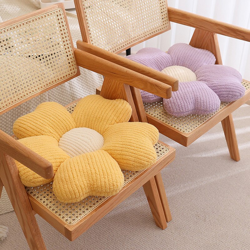 Avtoit | Fluffy Clover Flowers Pillow
