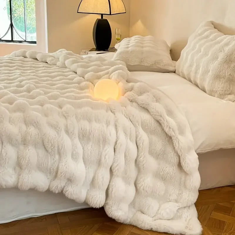 Avtoit | PlushCozy | Faux Fur Winter Blanket