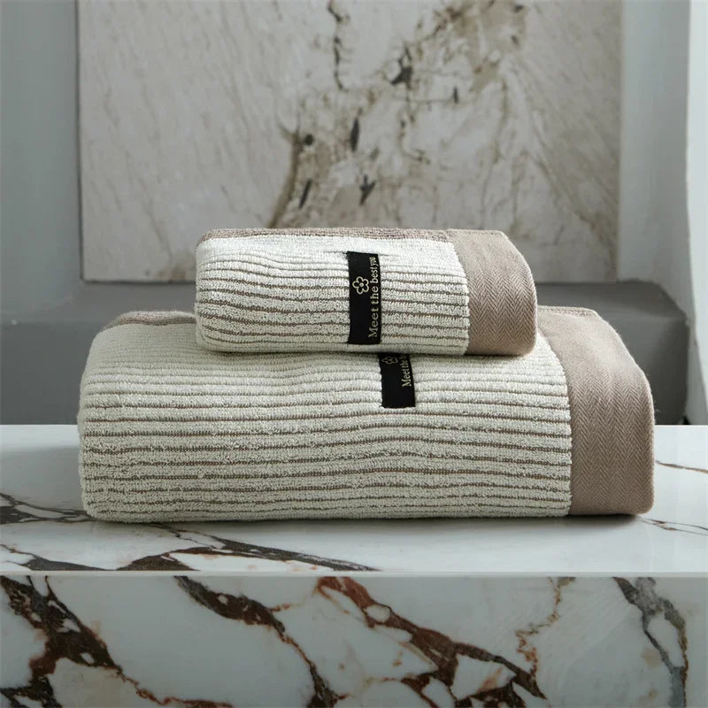 Avtoit | Luxurious, super soft and absorbent face/bath towel made from 100% organic cotton