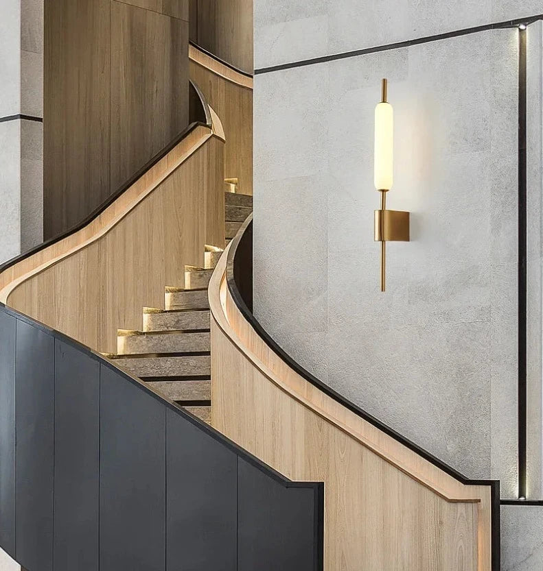 Avtoit | AuraGold – Elegant Gold Wall Lamp for LED Illumination