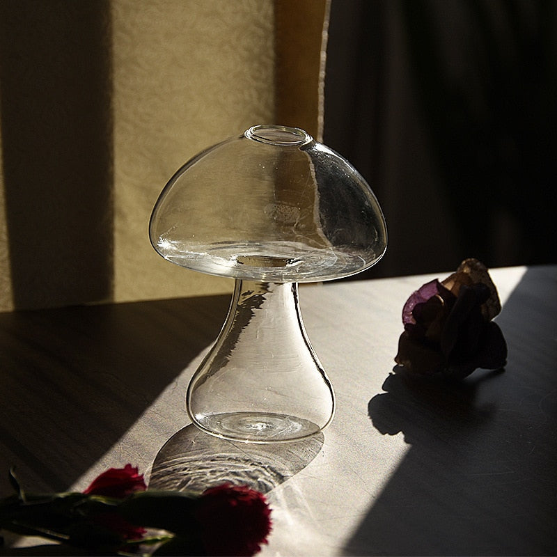 Avtoit | Mushroom Inspired Elegant Glass Vase
