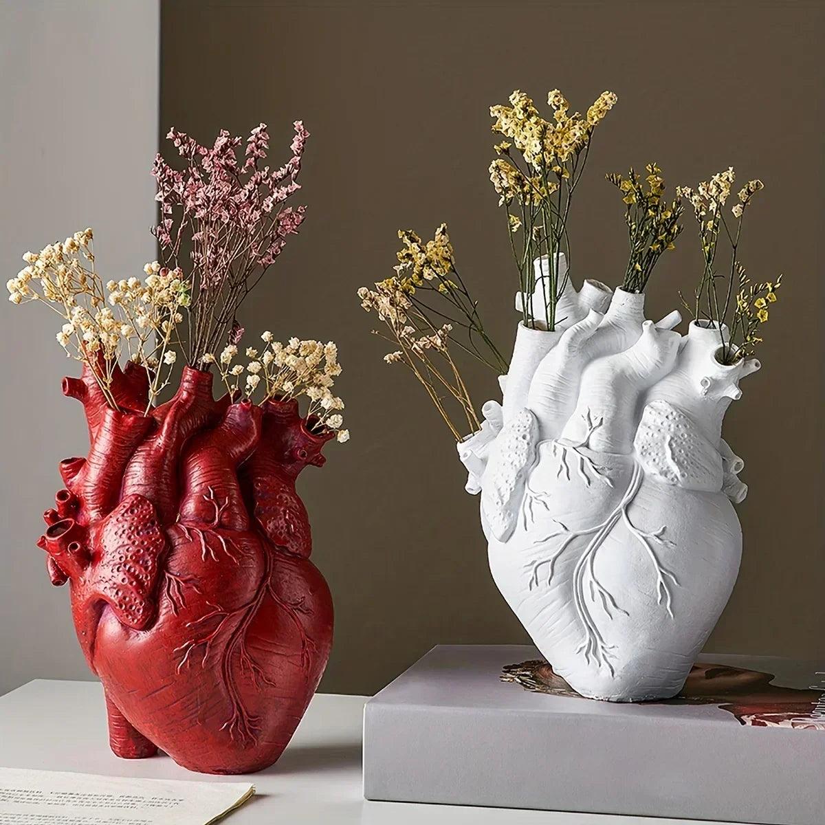 Avtoit | LoveAura - Ceramic Heart-Shaped Vase