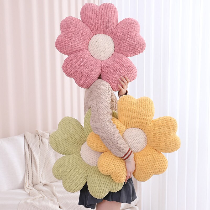 Avtoit | Fluffy Clover Flowers Pillow