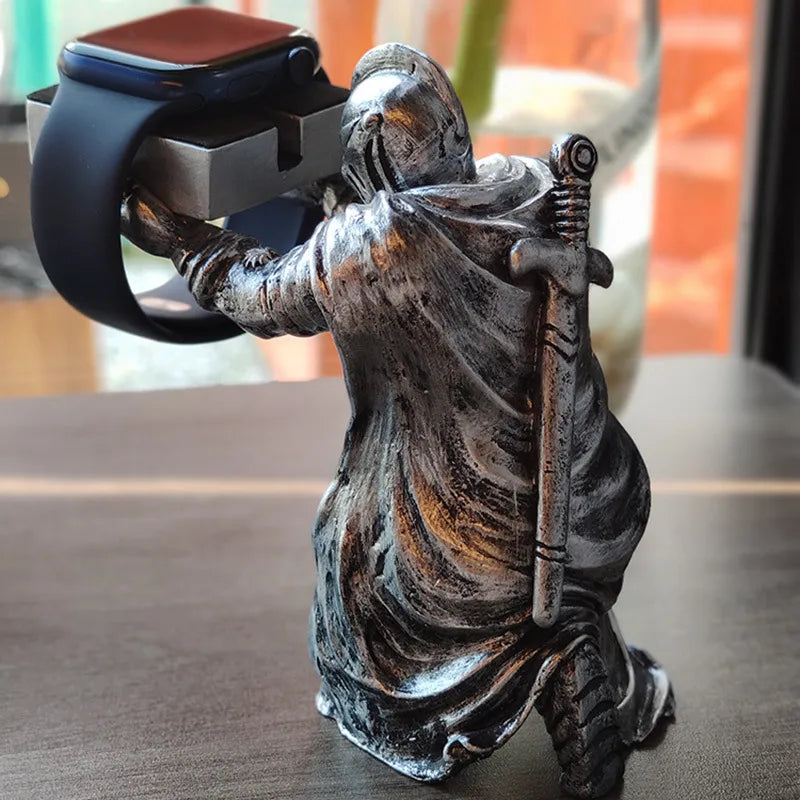 Avtoit | Guardian of Timepiece Medieval Watch Holder