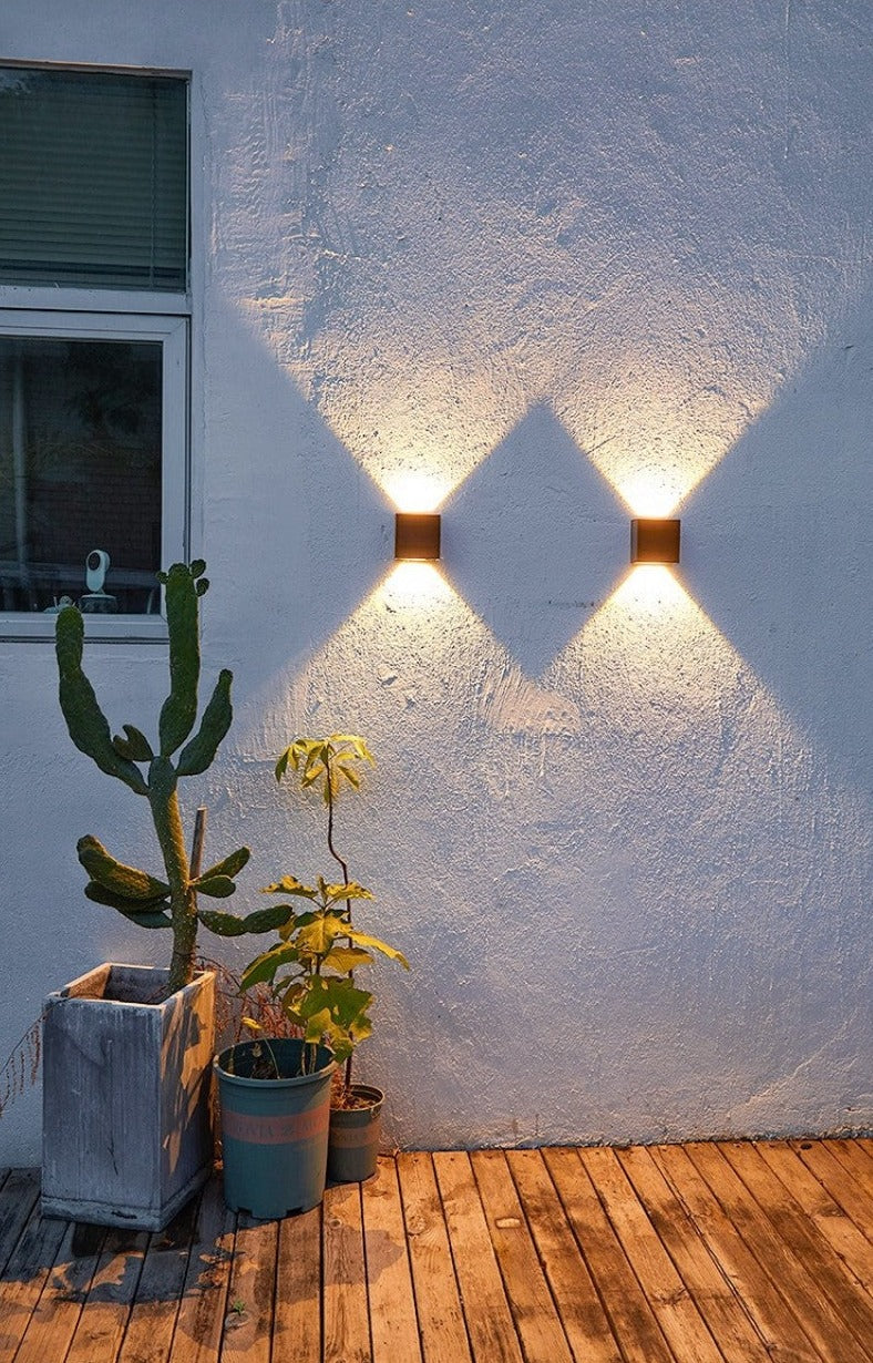 Avtoit | SolarFlare - Upward & Downward Solar Wall Lamp