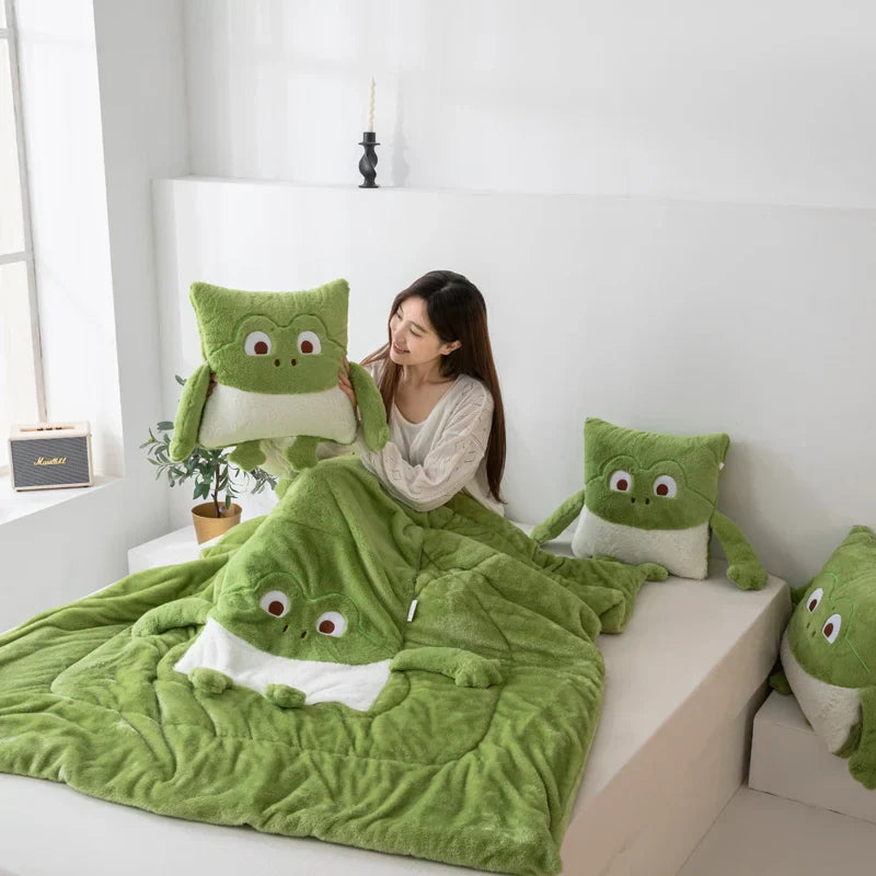 Avtoit | Cozy Dreams Mini Monster Quilted Pillow Blanket