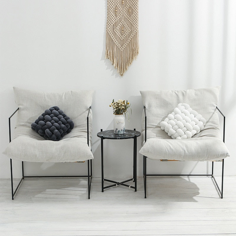 Avtoit | Knotted Ball Decorative Pillow