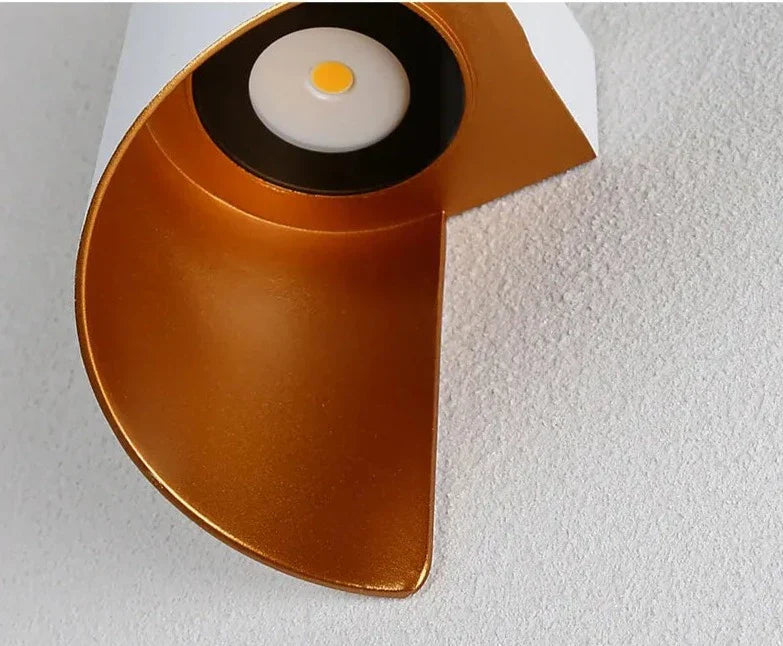 Avtoit | IronEdge – Modern Wall Light Crafted from Iron and Acrylic