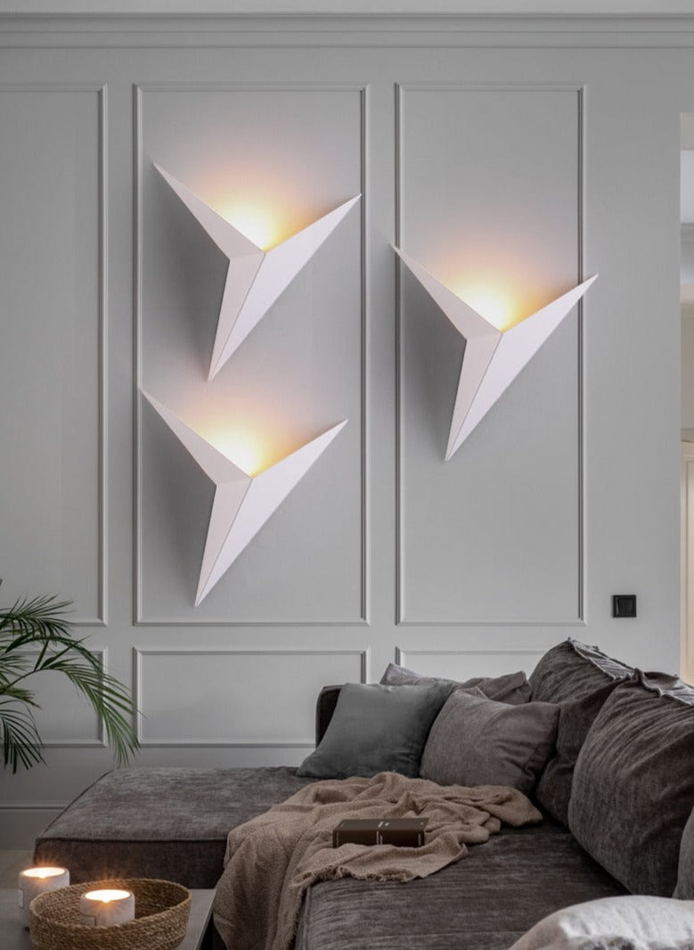 Avtoit | TriGlow – Triangular Wall Lamp for Sleek, Modern Lighting