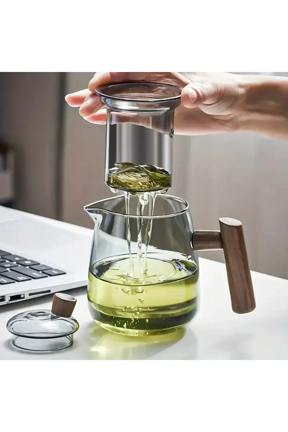 Avtoit | Wood Handle Glass Teapot