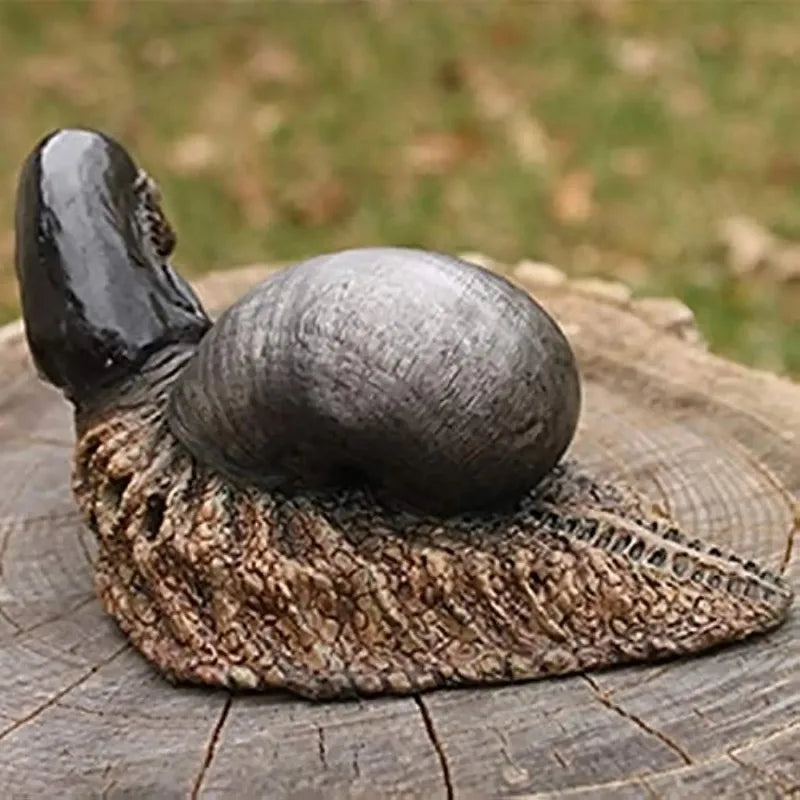 Avtoit | Variation Snail Statue, Resin Evil Snail Sculpture Alien Lover's New Favorite Home Office Decoration Garden Outdoor Decoration
