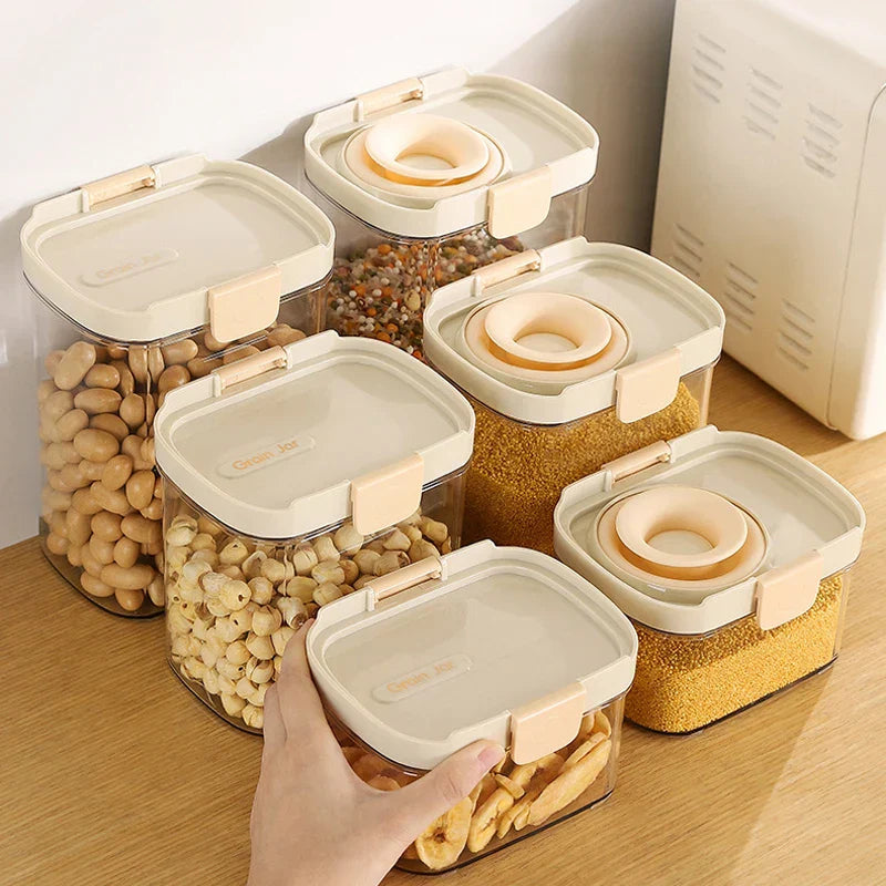 Avtoit | Stackable Transparent Snap-Lock Storage Box